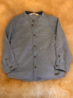 H&M Light Blue Textured Button-Down Shirt
